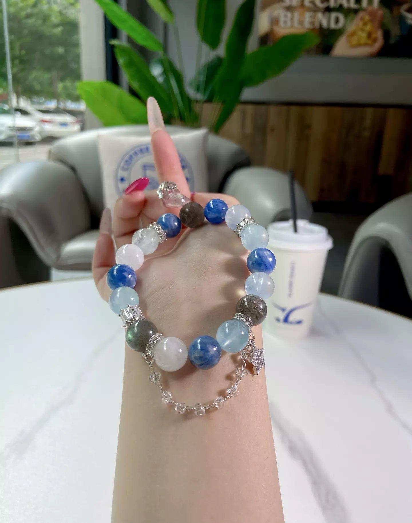 Tranquil Sea Light Trace