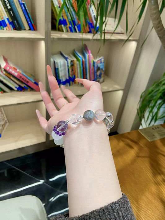 Clear Moon Shines on Purple Star