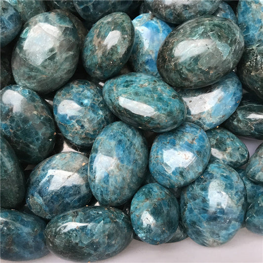 The Light of Insight: A Deep Dive into Blue Apatite — Your Key to Manifestation and Communication