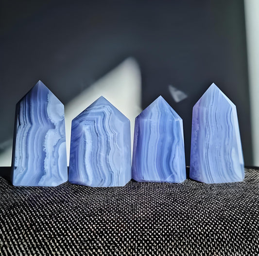 Blue Lace Agate: The Ultimate Guide to Meaning, Healing, and Spiritual Harmony