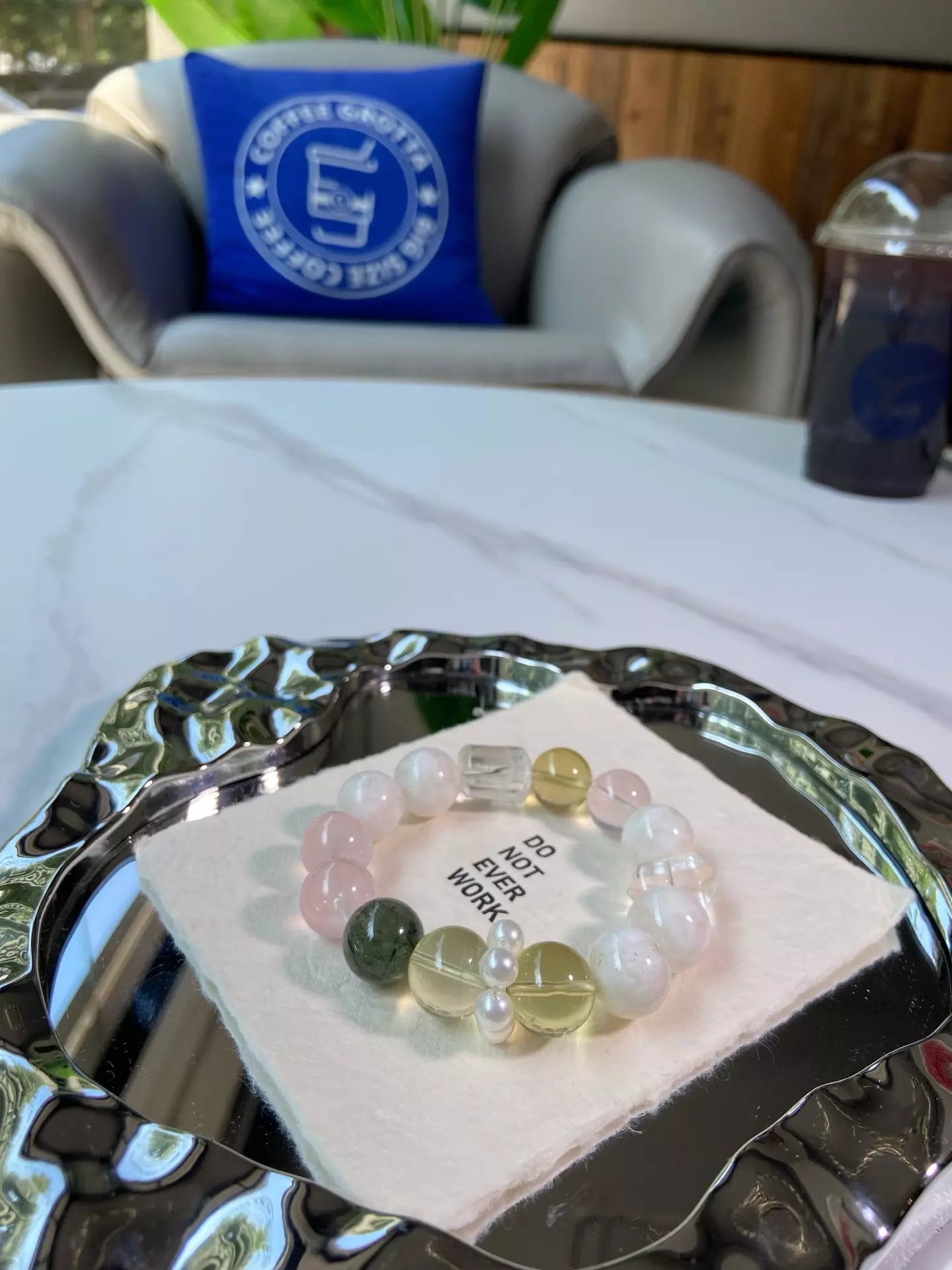 Snow Cherry Gilded Warmth