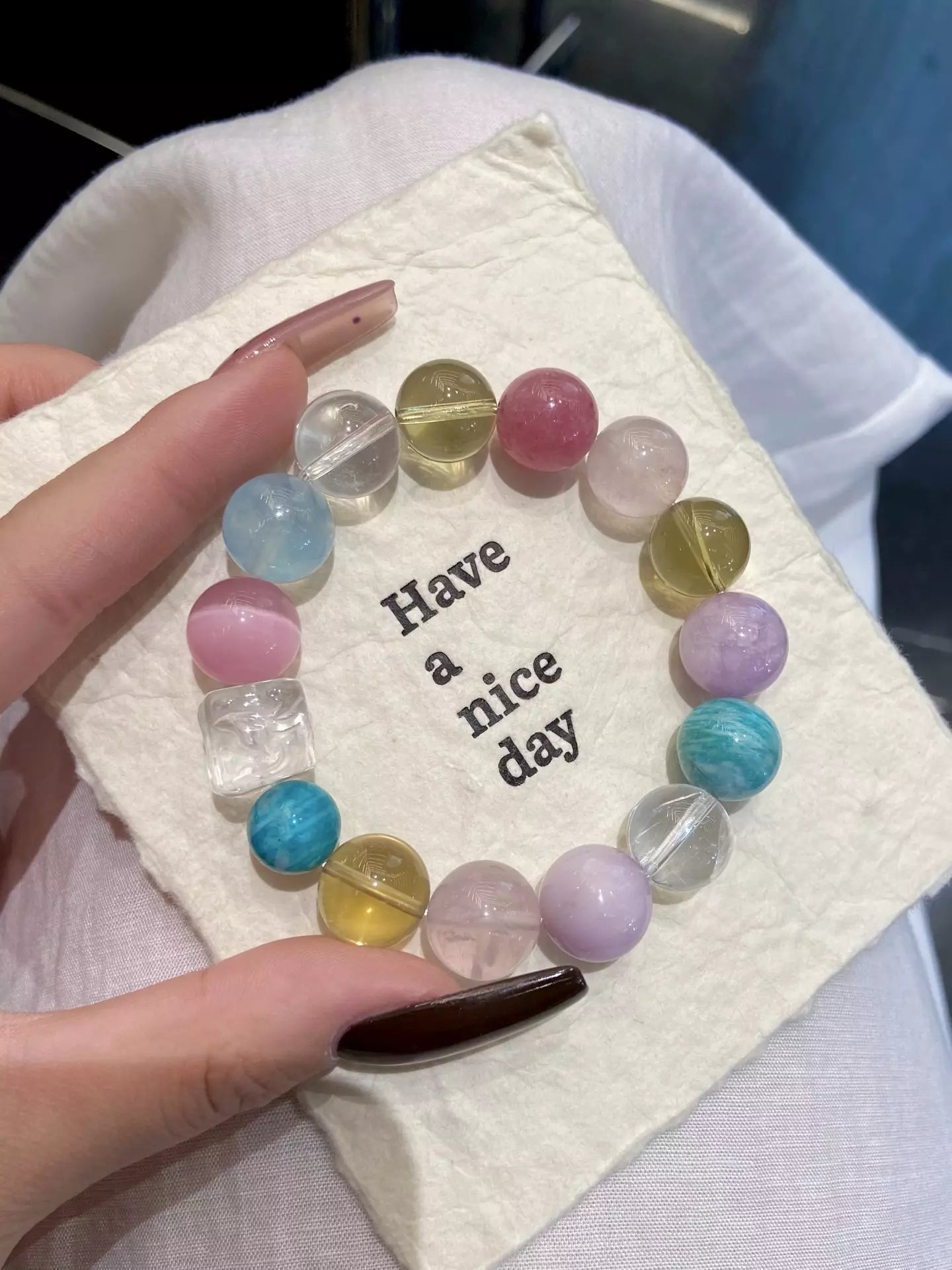 Flowing Light &amp; Brilliant Hues