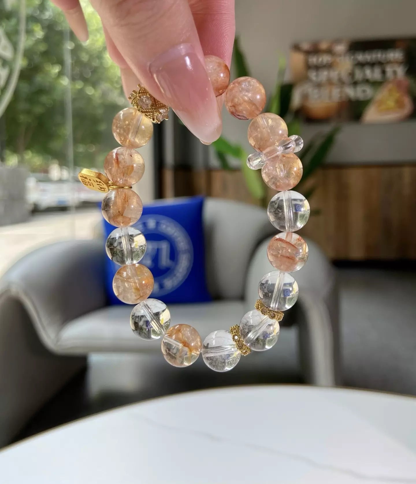 Golden Flocculent Frost