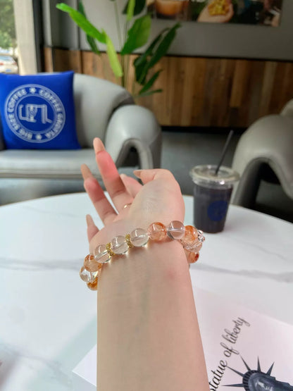 Golden Flocculent Frost