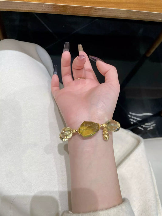 Golden Radiance Sparkle
